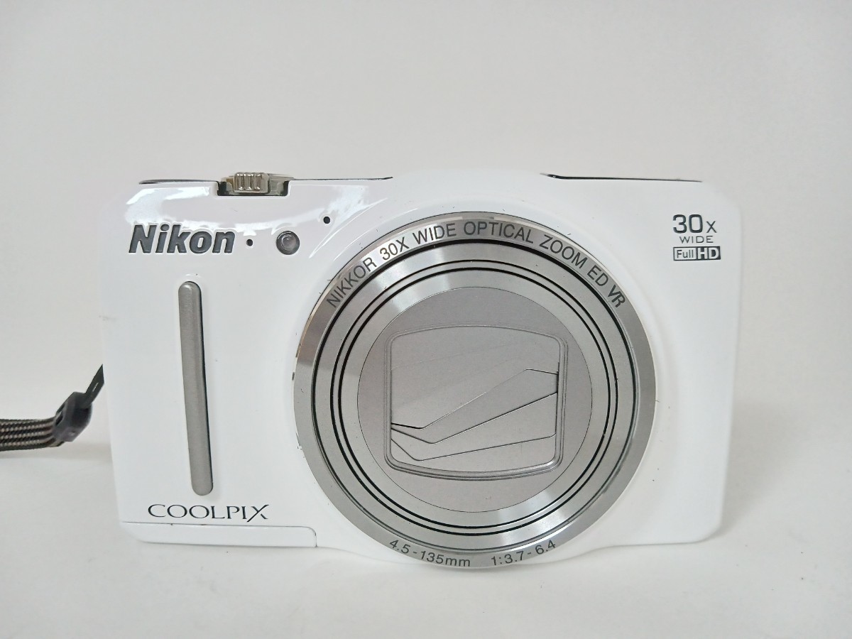 Nikon ニコン COOLPIX S9700 コンパクトデジタルカメラ ホワイト　小68_画像1