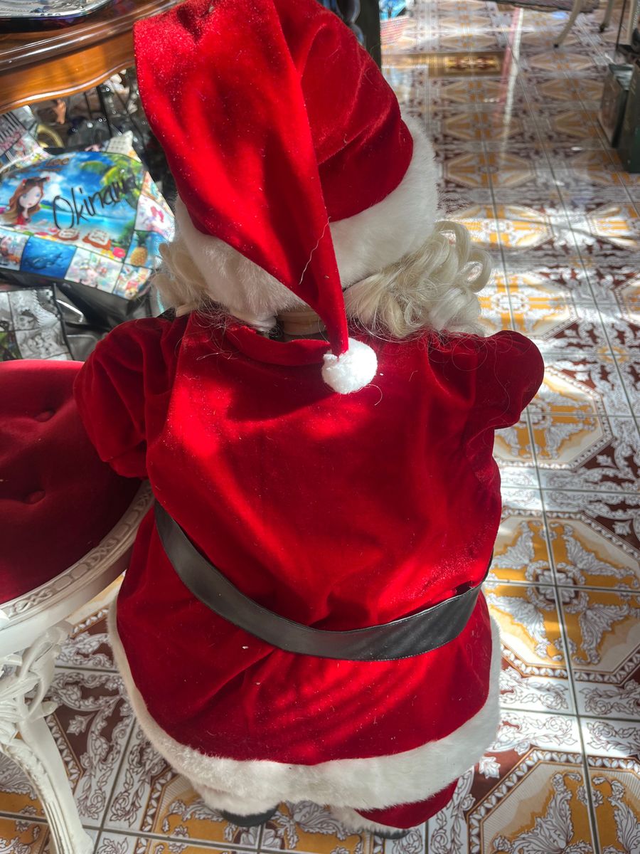 シーズンオフ値下げ　バイオリンを持った　サンタ人形　クリスマス　置物 サンタクロース クリスマス 人形 ドール　輸入　希少