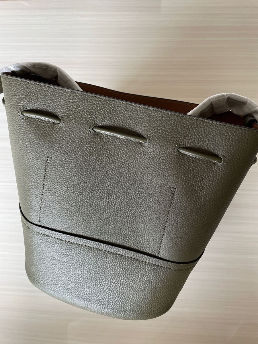 【新品】トリーバーチMiller Bucket Bag カーキ
