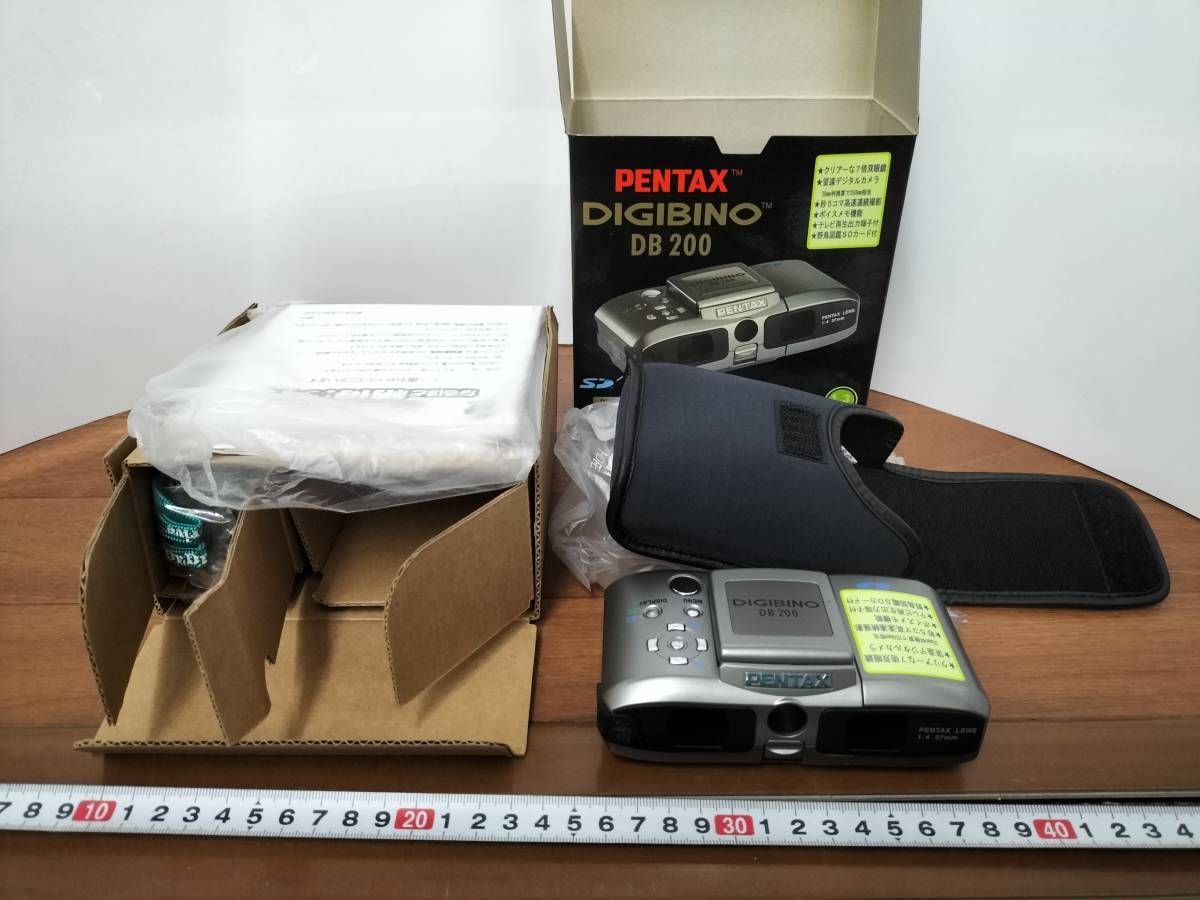 未使用 PENTAX(ペンタックス) デジタルカメラ機能付 双眼鏡 DIGIBINO DB200 デジビノ SDカードスロット搭載 デジカメ+双眼鏡_画像1