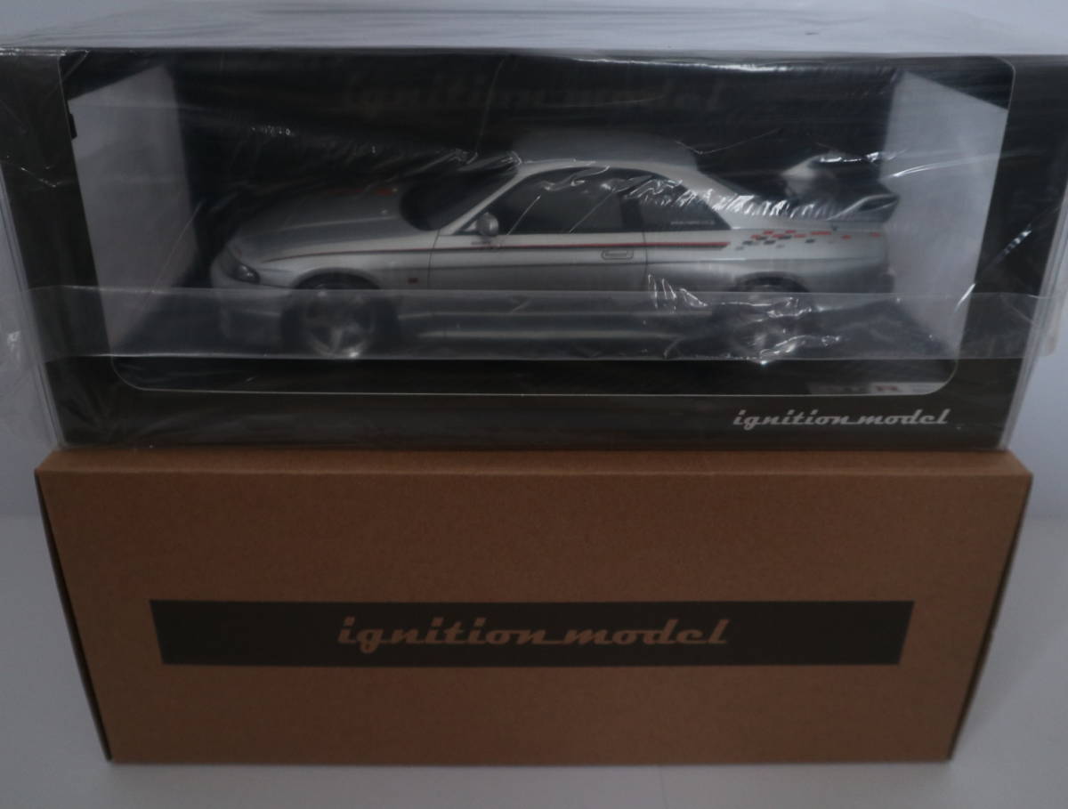 ignition model イグニッションモデル 1/18 IG1840 Nissan Skyline GT-R(BCNR33)V-spec Silver 日産スカイラインR33GT-R 開封済 当時物_画像3