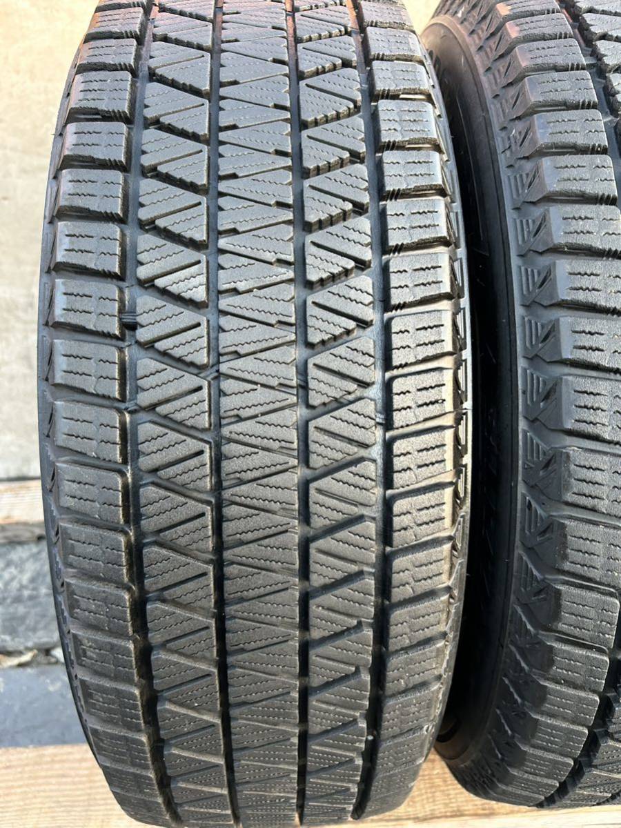 225/65R17 102Q　4本セットバリ山BRIDGESTONE BLIZZAK DM-V3　19年バリ山_画像2