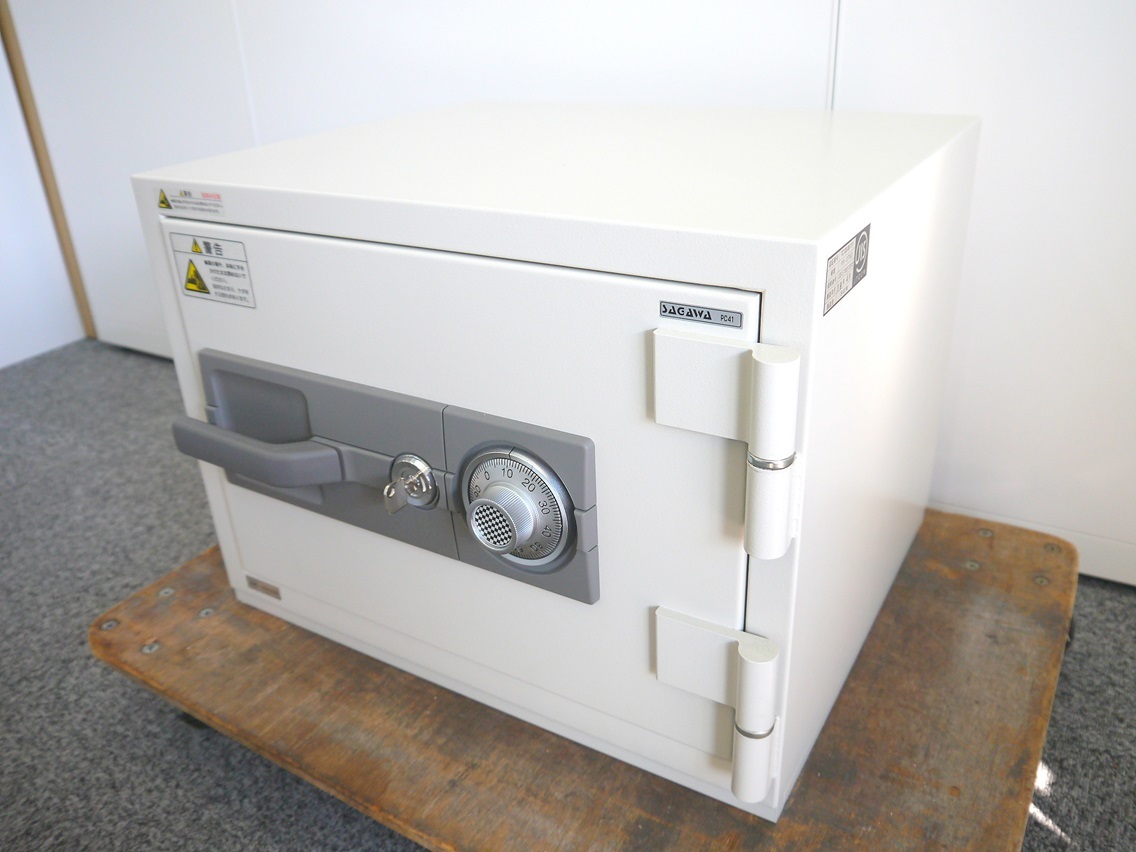  SaGa wa fire-proof safe 2 hour enduring fire theft-proof weight 95kg direct pick ip . welcome 