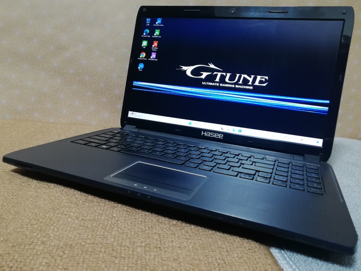 ゲーミングノートPC 15.6型フルHD HASEE 戦神 TWK (Core i7-4710MQ 2.6GHz/8GB/SSD 256GB/GTX860M/Wi-Fi/DVD/Windows11/office/充電器_画像1