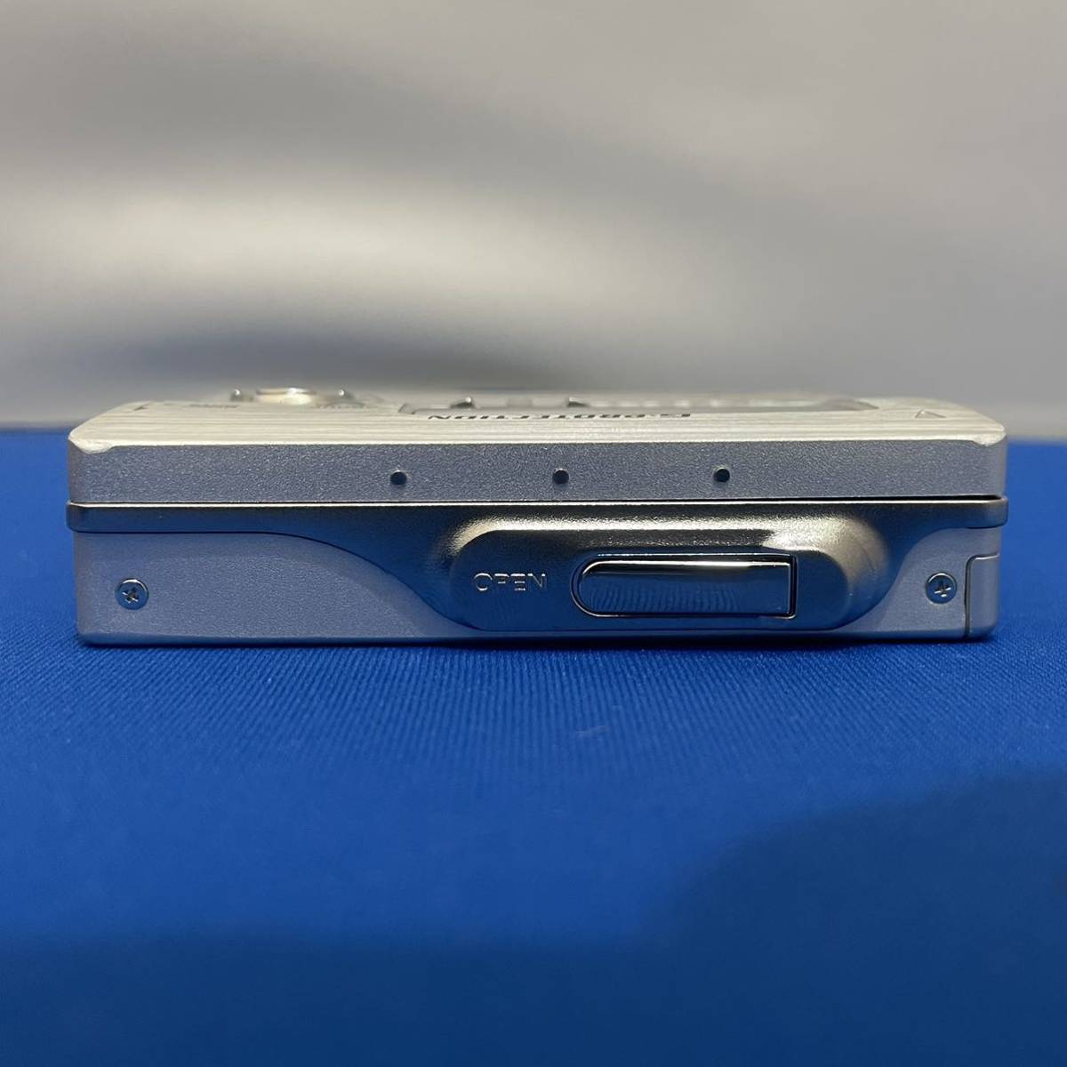 SONY MD WALKMAN ソニー ウォークマン レコーダー MZ-R909 シルバー ジャンク品_画像5