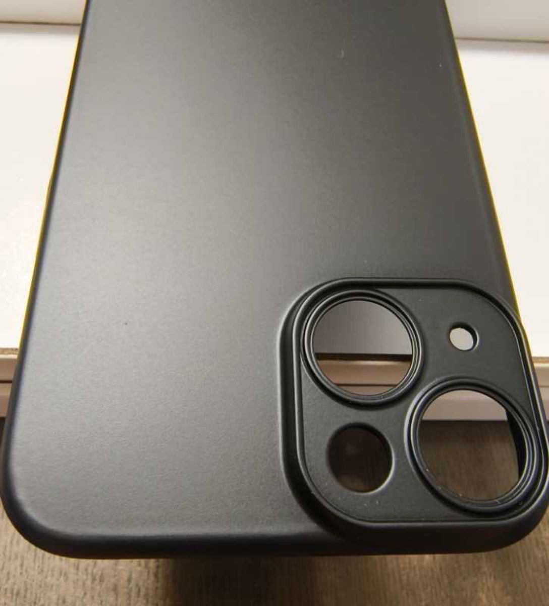 iPhone14  スマートフォンケース　ブラック　ガラスフィルム付き　新品未使用　指紋防止