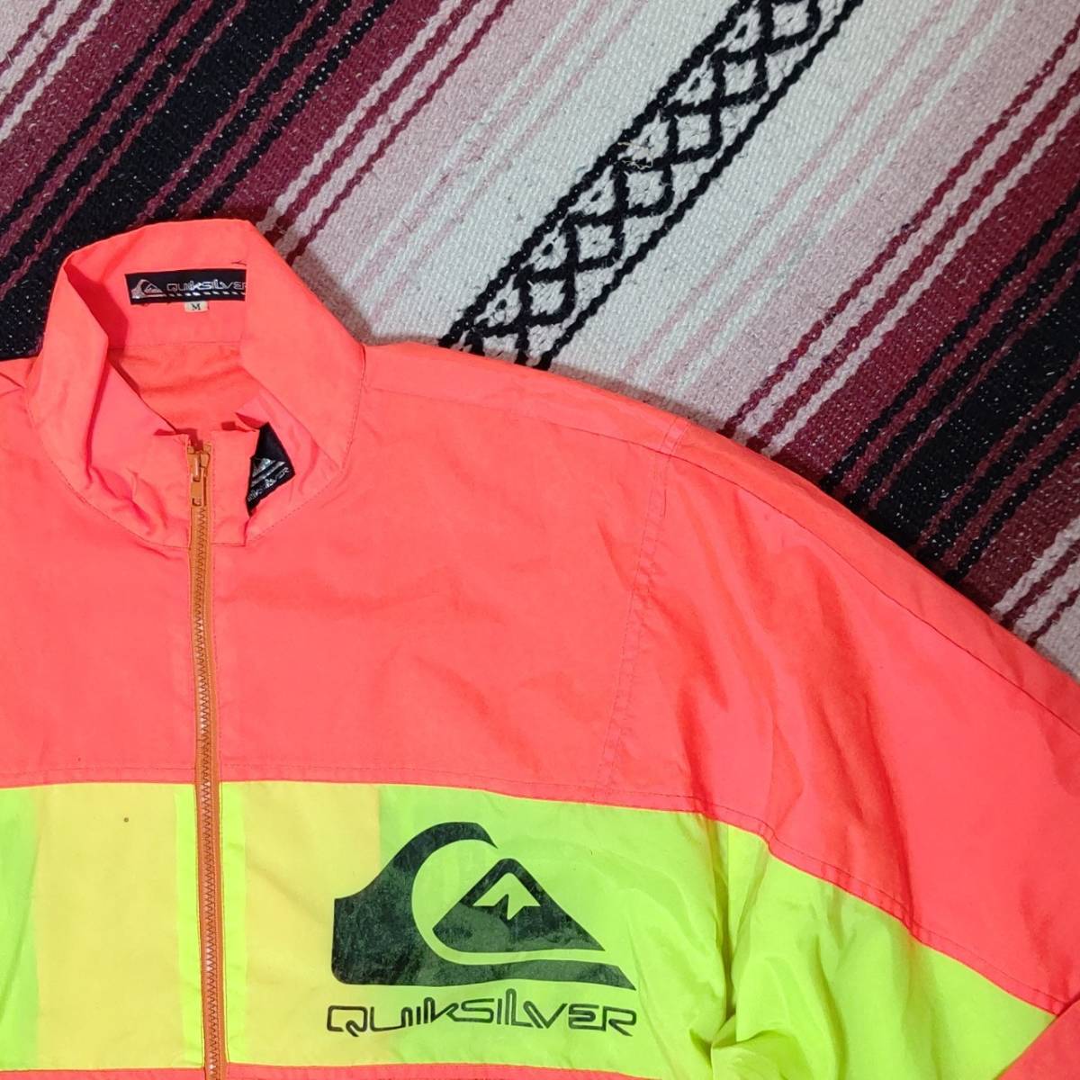 90’s【QUIKSILVER】クイックシルバー ブルゾン ジャンパー ジャンバー スポーツ ウエア ビンテージ ジャケット ネオン オレンジ M/Y1485j_画像3