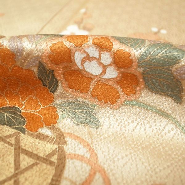  visit wear kimono . ground . hand dyeing gold paint processing light orange beige flowers of four seasons flower . wave plum silk silk ....68 L~TL new old goods brand new sn976