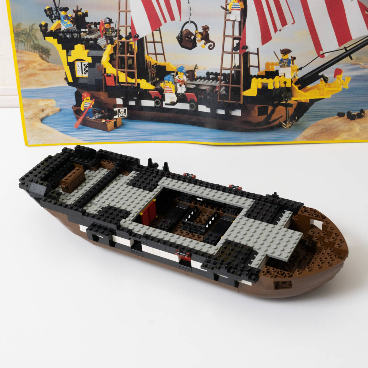 レゴ 南海の勇者シリーズ 6285 ダークシャーク号 Black Seas Barracuda Pirate Ship LEGO 海賊船_画像9