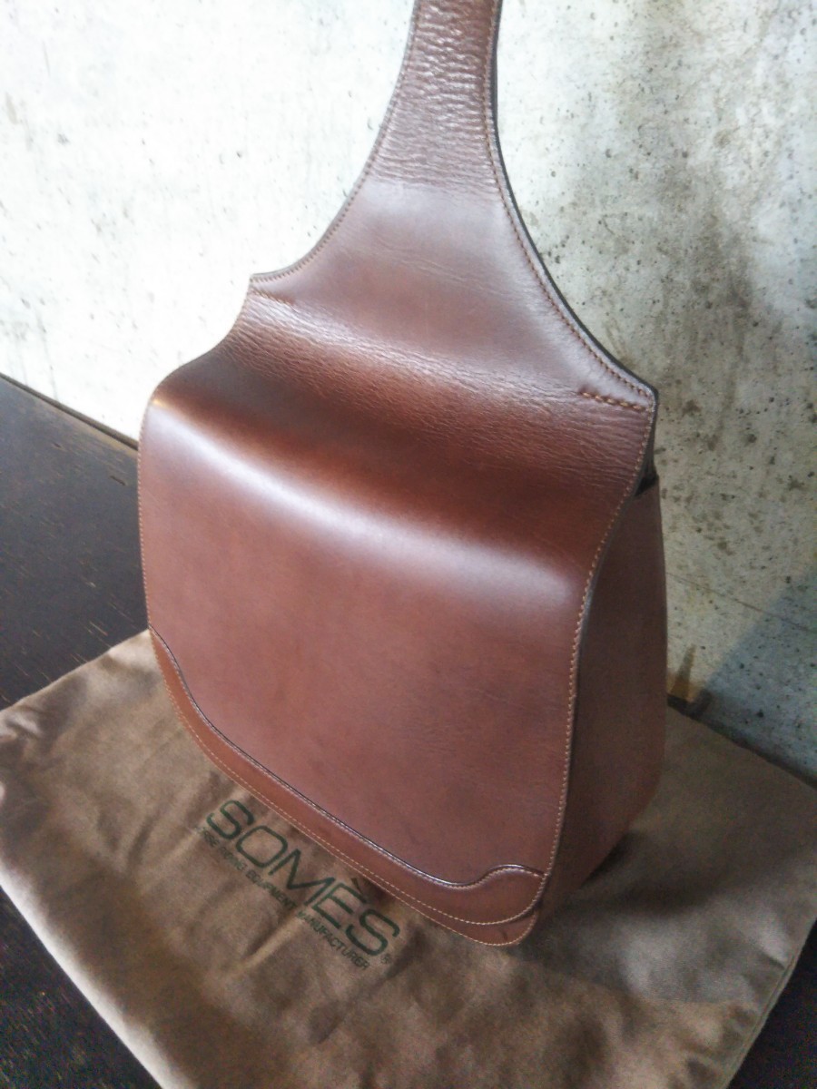 美品! 最高級! SOMES SADDLE ソメスサドル 厚革オールレザー ワンショルダーバッグ 保存袋付き ボディバッグ 上質レザー 本革バッグ_画像1