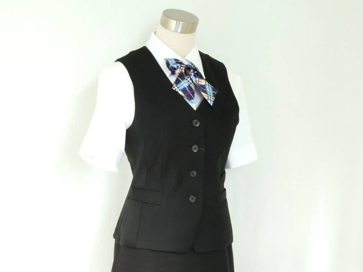 17号 セロリー PATRICK COX 黒 細い斜めストライプ 新品◆OL制服/事務服◆新品ベスト,スカート セット、中古ブラウス、新品リボン付_画像2