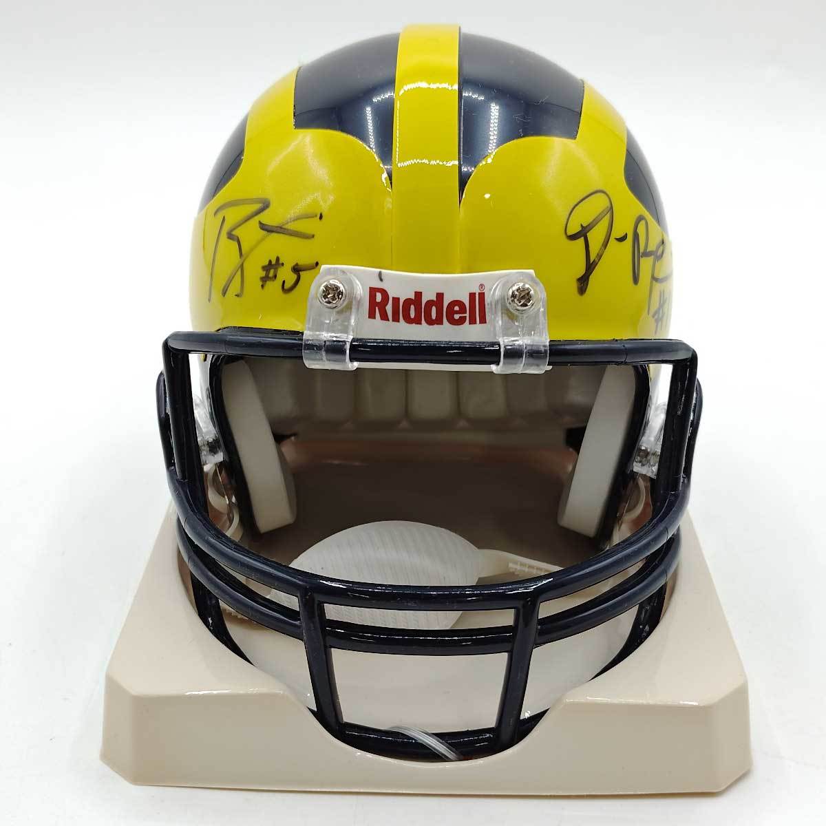 【中古】ミシガン大学 ウルヴァリンズ Wolverines #5 テイト・フォルシエ #16 デナード・ロビンソン 直筆サイン入り ヘルメット_画像2