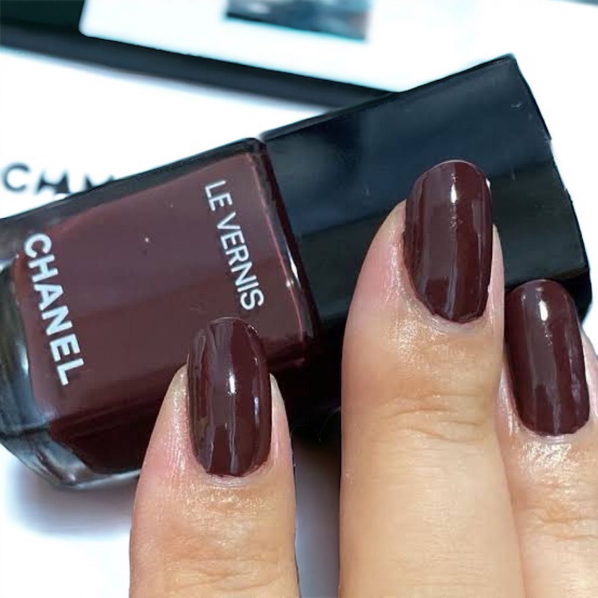 ほぼ全量】CHANEL ヴェルニ ロング トゥニュ907 ルージュ ブラン ほぼ全量】CHANEL ヴェルニ ロング トゥニュ907 ルージュ ブラン