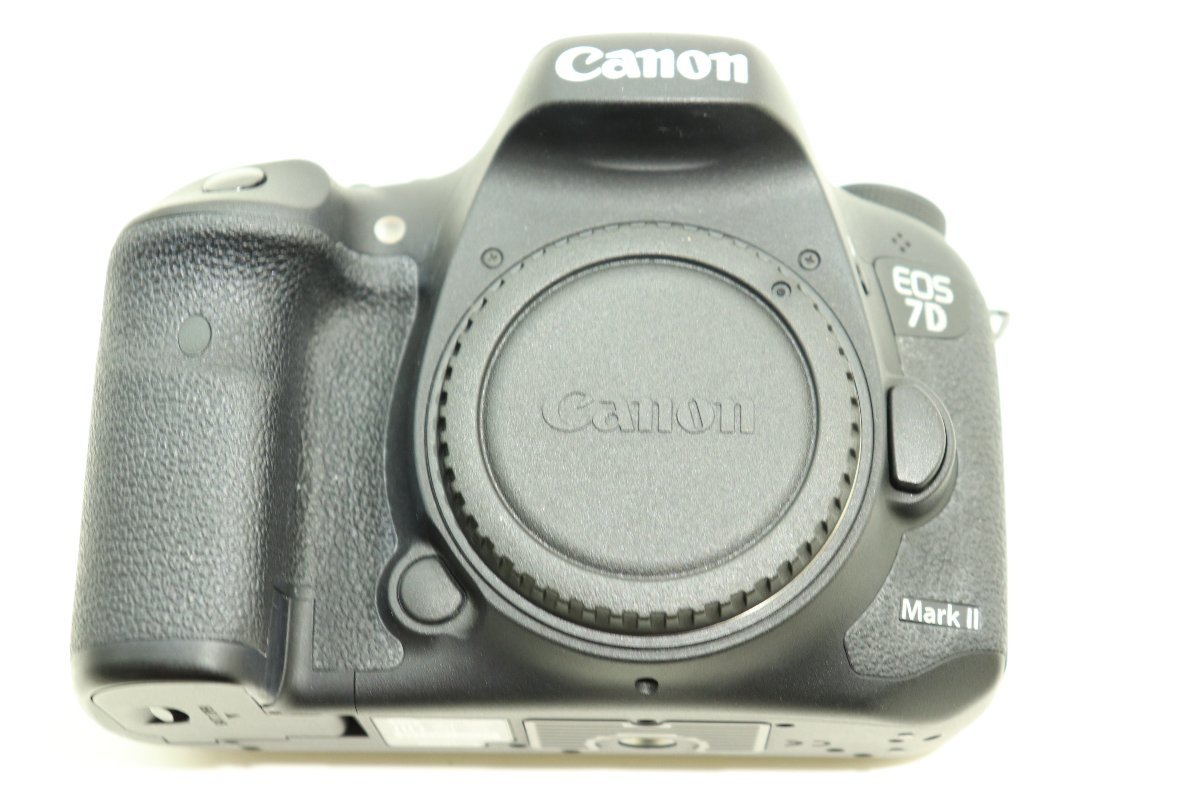 52EY●canon キヤノン EOS 7D MarkII デジタル一眼レフ カメラ デジカメ 動作不良 現状品_画像2