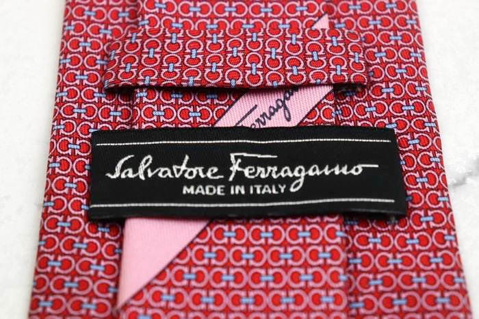 サルヴァトーレフェラガモ シルク 小紋柄 総柄 イタリア製 ブランド ネクタイ メンズ ピンク Salvatore Ferragamo_画像4