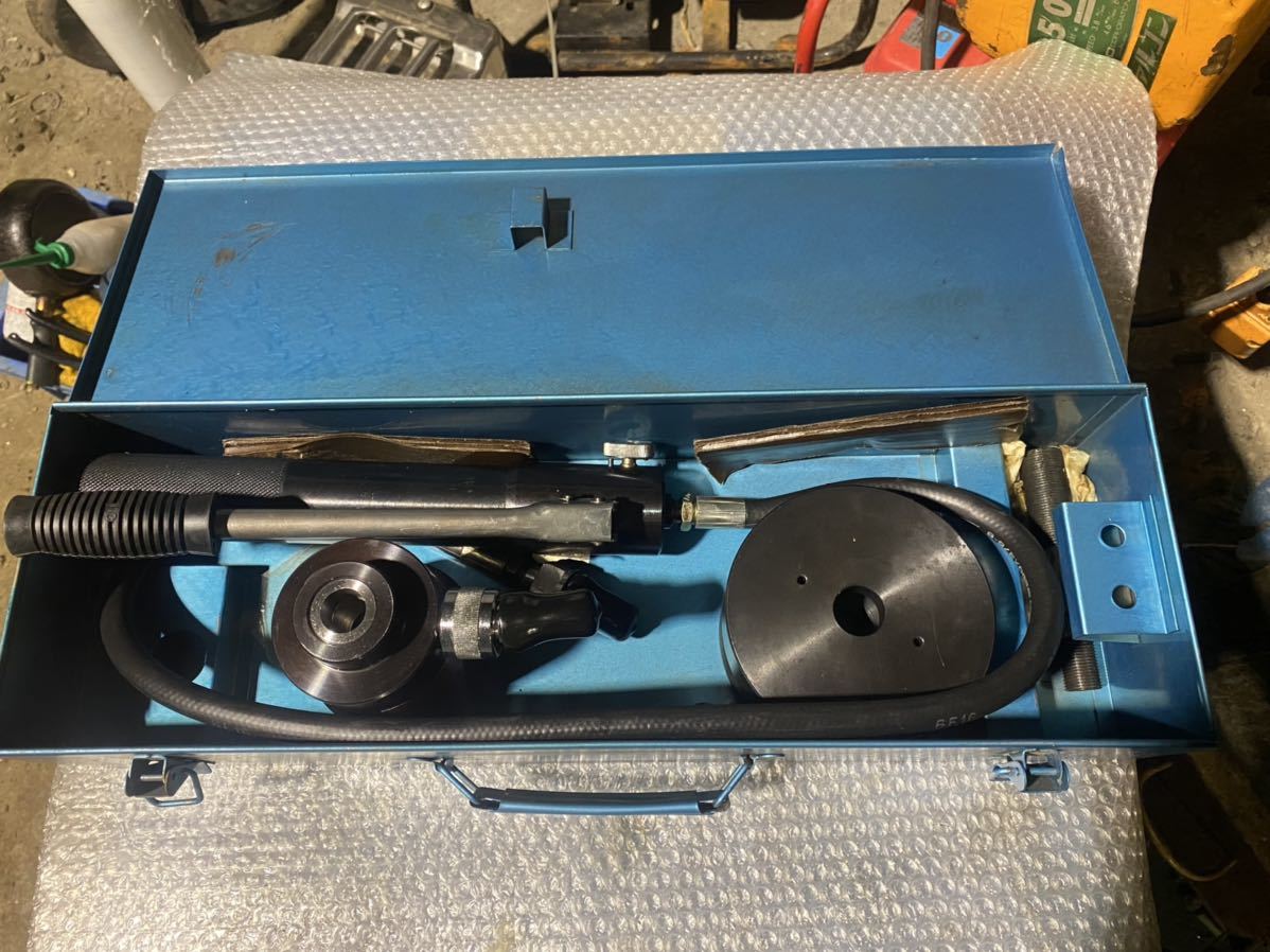 西田製作所 手動油圧ポンプ NC-HYDRALIC PUMP NC-300型 トムソン 西田製作所 手動油圧ポンプ NC-HYDRALIC PUMP NC-300型 トムソン