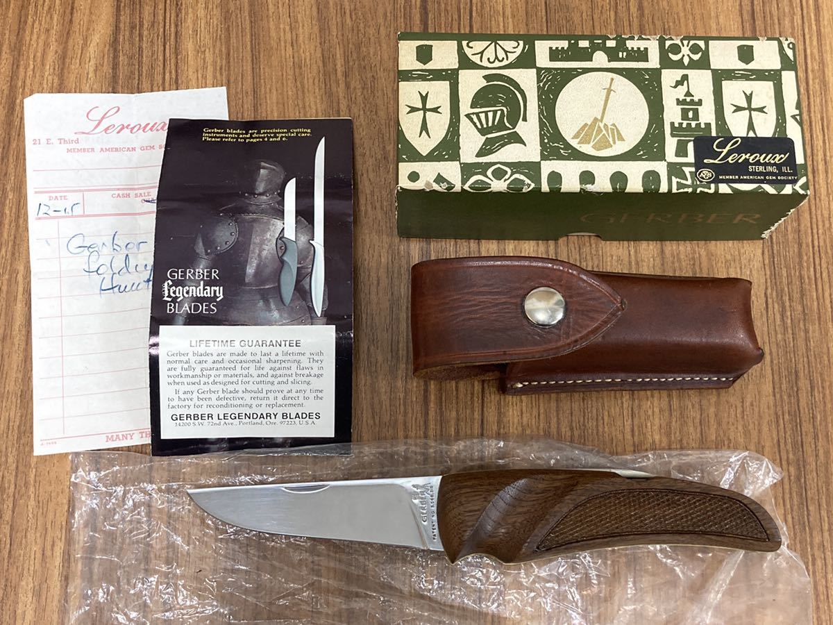 GERBER 1970年頃 フォールディングハンター、ウォルナットチェッカーリングハンドル、ハイス鋼、スキャバード、カタログ、緑箱、未使用新同_画像1