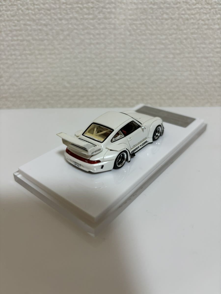 売切 フレームモデル 1/64 Fuelme Models 911 (993) RAUH-WELT BEGRIFF ARMY GIRL Ver.2 FM64002-RWB993-08B ポルシェ ミニカー_画像3