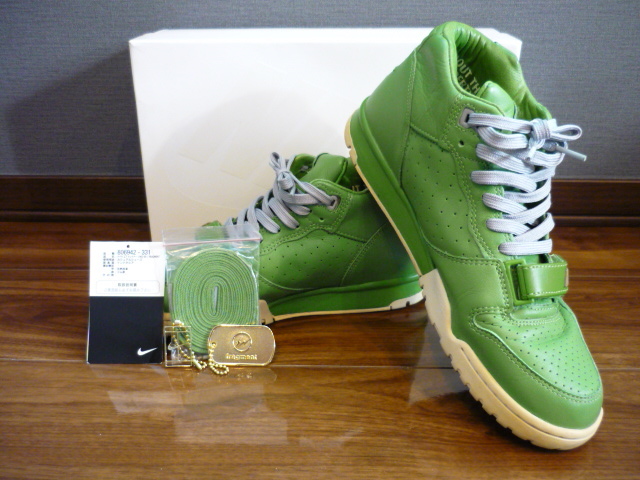 NIKE AIR TRAINER 1 FRAGMENT CHLOROPHYLL US9(27.0cm) ナイキ Tレイナー フラグメント 美中古_画像1