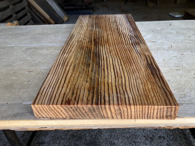 【EH426N】ヤニ松 580×～235×31㎜ 肥松 一枚板 材料 天然木 無垢材 木材 乾燥材 銘木 希少材 DIY 木工《銘木登屋》_画像4