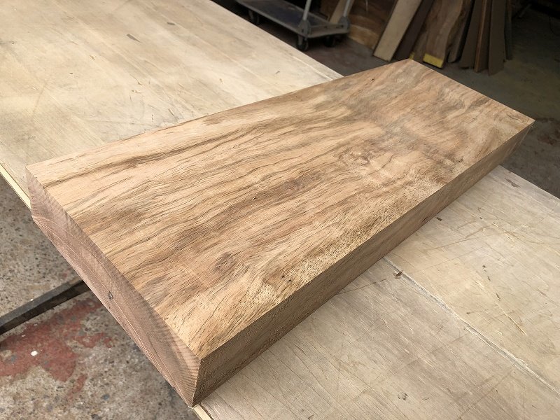 【EF85C】ニューギニアウォルナット 640×225×58㎜ 極上杢 一枚板 材料 天然木 無垢材 乾燥材 銘木 材木 木工《銘木登屋》_画像1