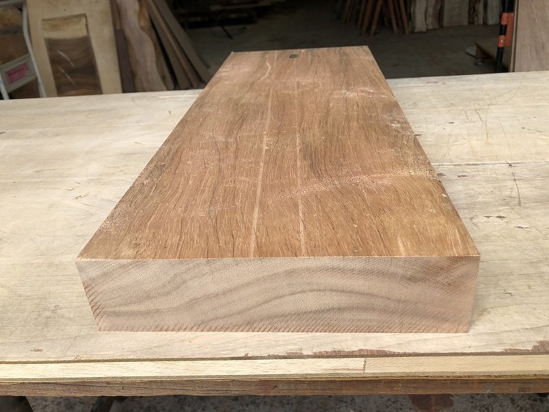 【EF91C】ニューギニアウォルナット 548×215×55㎜ 極上杢 一枚板 材料 天然木 無垢材 乾燥材 銘木 材木 木工《銘木登屋》_画像2