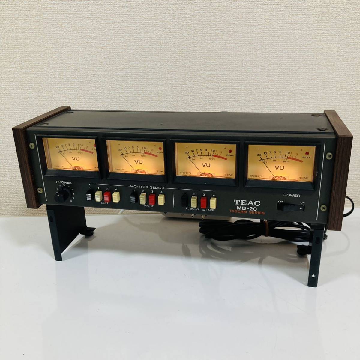 TEAC メーターブリッジ MB-20 4連UVメーター ヴィンテージ TEAC メーターブリッジ MB-20 4連UVメーター ヴィンテージ