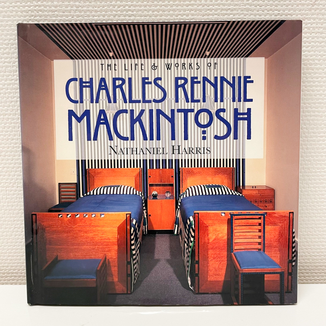 英語 洋書 Charles Rennie Mackintosh チャールズ・レニー・マッキントッシュ 建築 インテリア 椅子 家具 本 ポストカード 絵葉書 セット_画像2