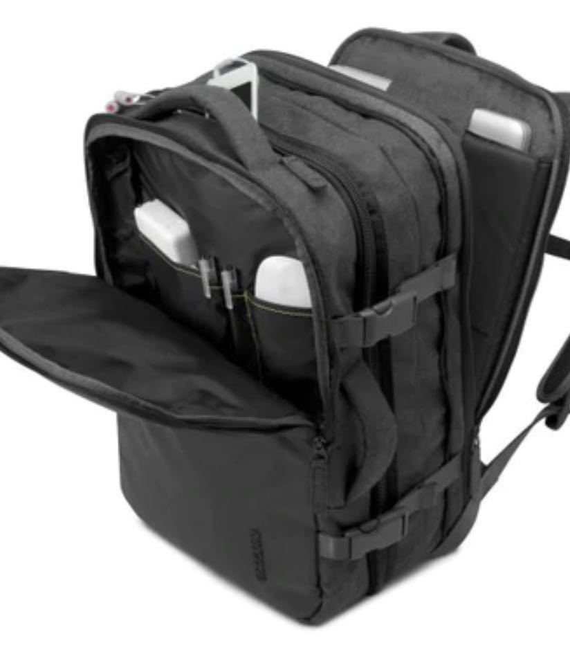 Incase EO Travel Backpack 新品未使用　黒¥34,650 公式完売品　人気トラベルバッグインケース _画像3