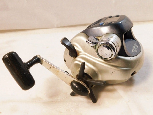 Y801★ダイワ/SUPER TANACOM-S 600w/電動リール/Daiwa/アウトドア/フィッシング/ リール/電動/ジャンク/送料590円~_画像4