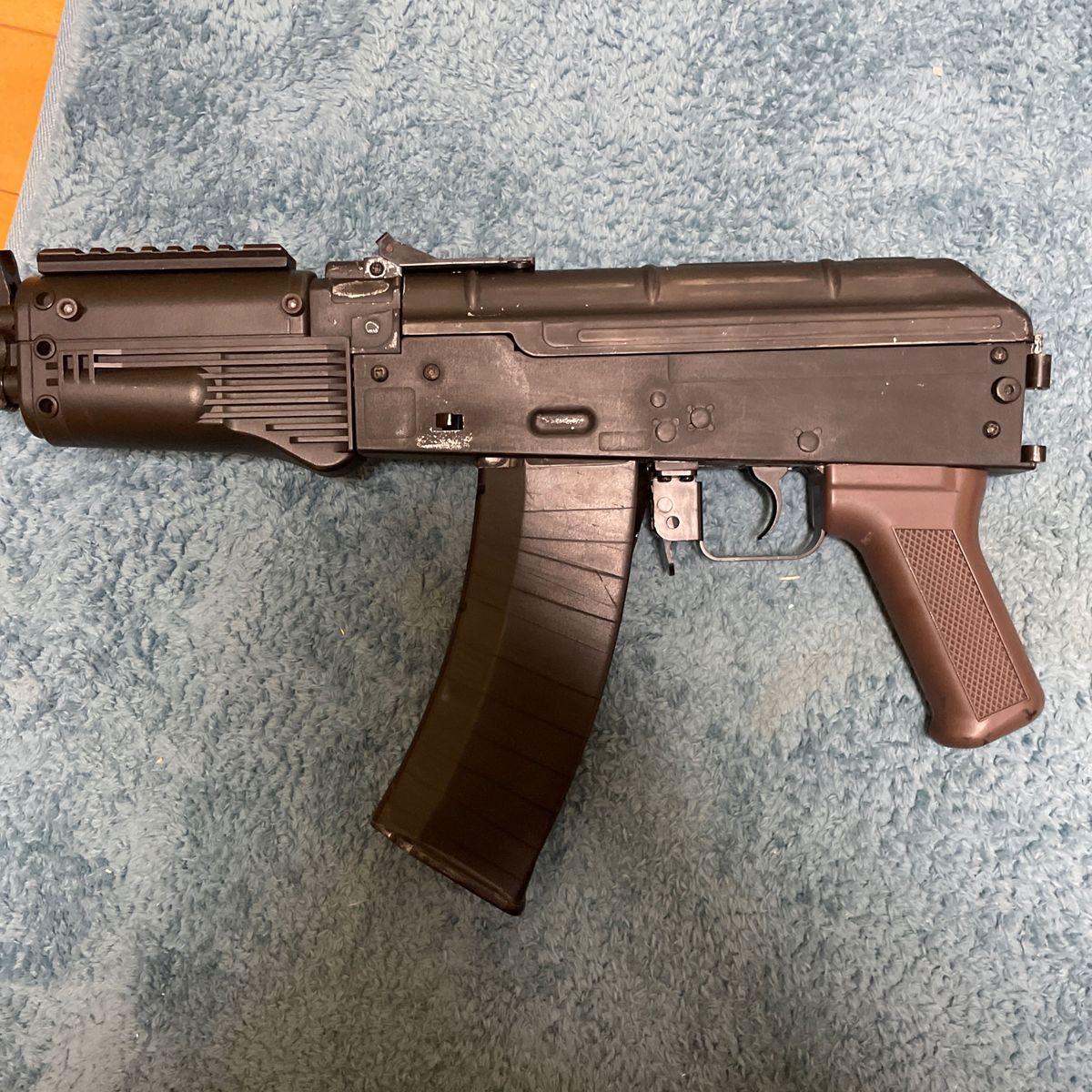 東京マルイ 電動ガンライトプロ AK74U ソードオフカスタム済 東京マルイ 電動ガンライトプロ AK74U ソードオフカスタム済