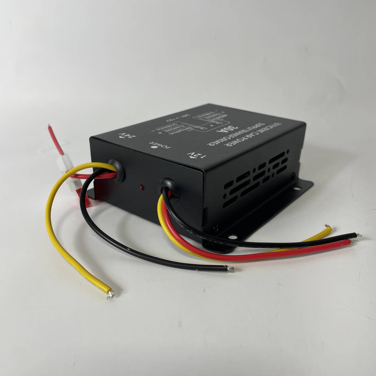 コンバーター DCDC ヒューズ付 デコデコ 24V→12V 変換 30A 過電圧保護機能 電圧変換器 変圧器 トラック バス 大型車 ブラック 黒 Y0495_画像6