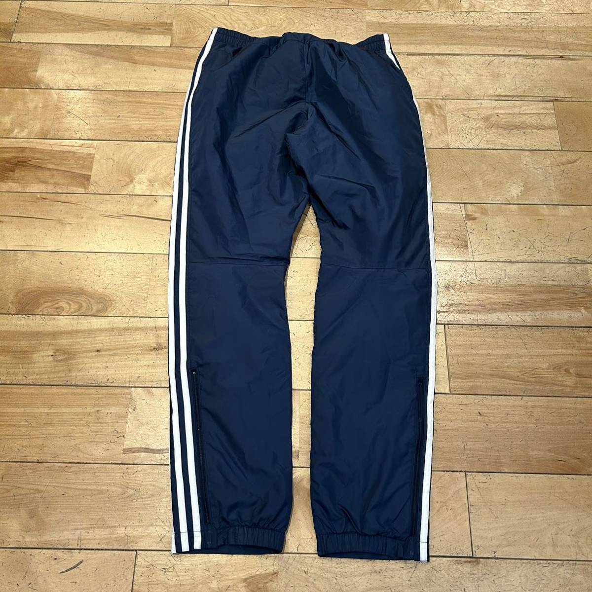 ★adidas/アディダス/ウィンドブレーカー セットアップ/上下セット/ウィンドブレーカー上下/ピステ/ロゴ/スポーツ/防寒着/メンズ/Lサイズ_画像10