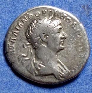 ★ローマ帝国　トラヤヌス　デナリウス銀貨★#1804