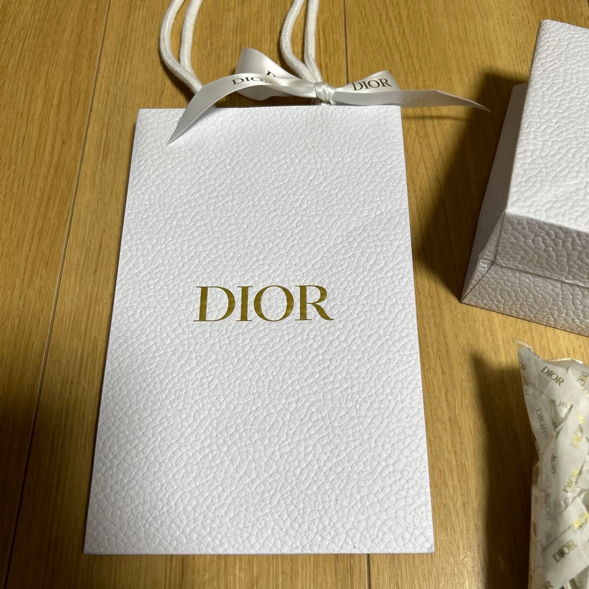 ディオール ショッパー ショップ袋 紙袋 Christian Dior クリスチャンディオール　プレゼント　ギフト　リボン　蜂