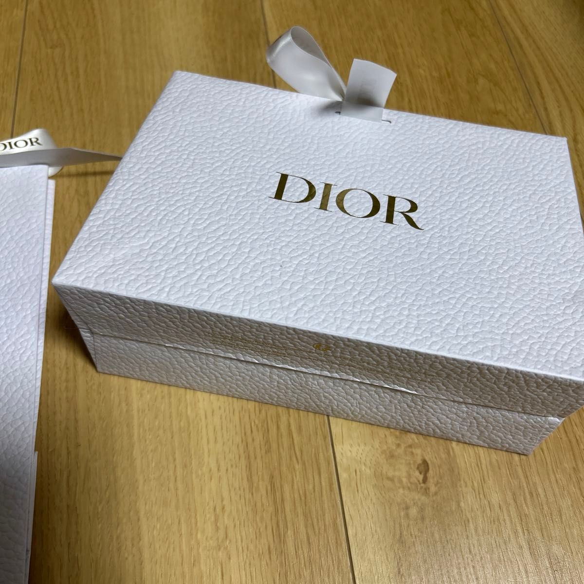 ディオール ショッパー ショップ袋 紙袋 Christian Dior クリスチャンディオール　プレゼント　ギフト　リボン　蜂