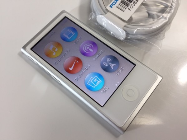  原文:(122-32) 1円～ [ 美品 送料185円！] Apple「iPod nano」第7世代 16GB シルバー MD480J/A ♪ Bluetooth対応 ♪ アイポッドナノ ♪♪