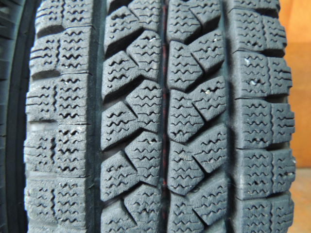 P624 175/75R15 LT ブリヂストン ブリザックW979　2本 2019年製造_画像5