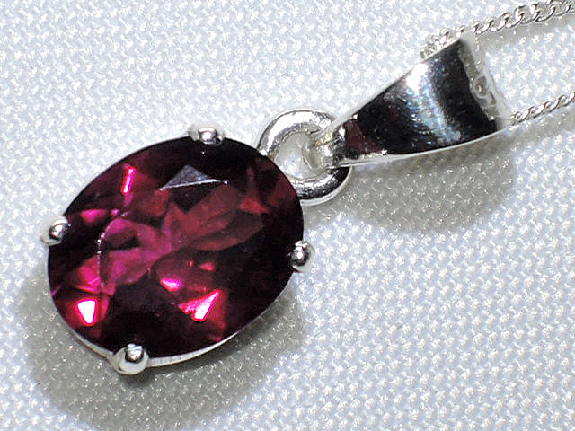 * color ...* pink tourmaline * brilliant cut * jewelry necklace silver chain attaching *silver925 GEM* natural stone gem *kamesan