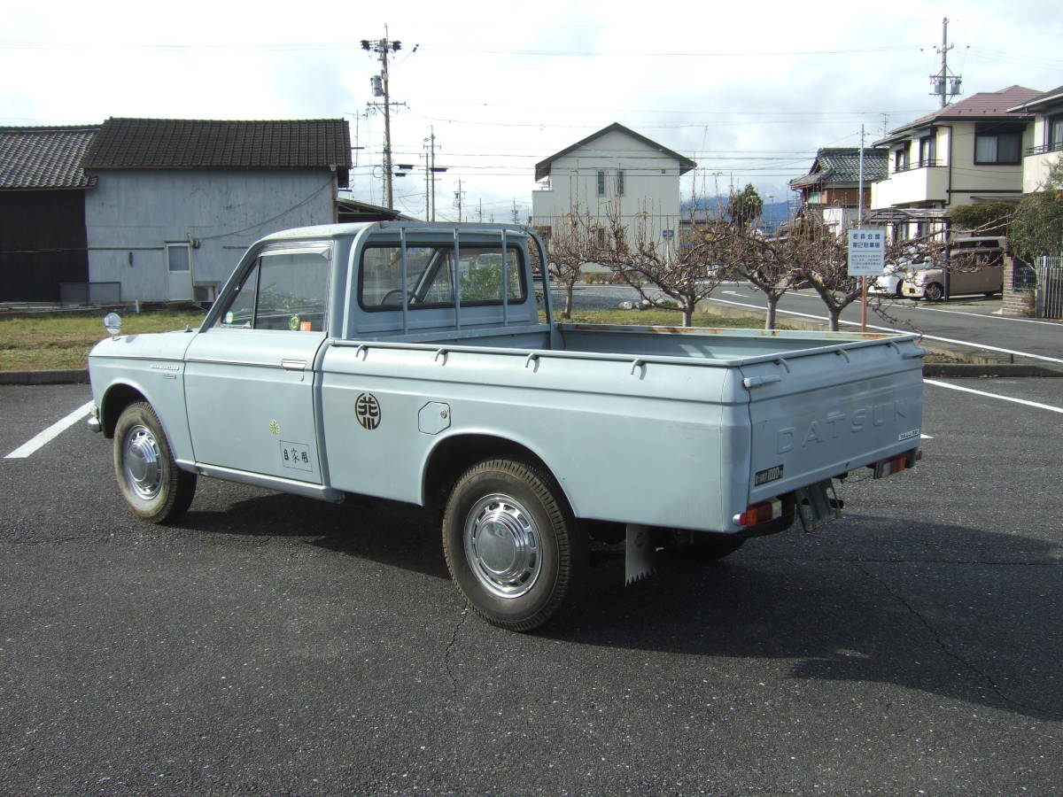  super rare Datsun Truck 520 Full Original one owner 32995 kilo 