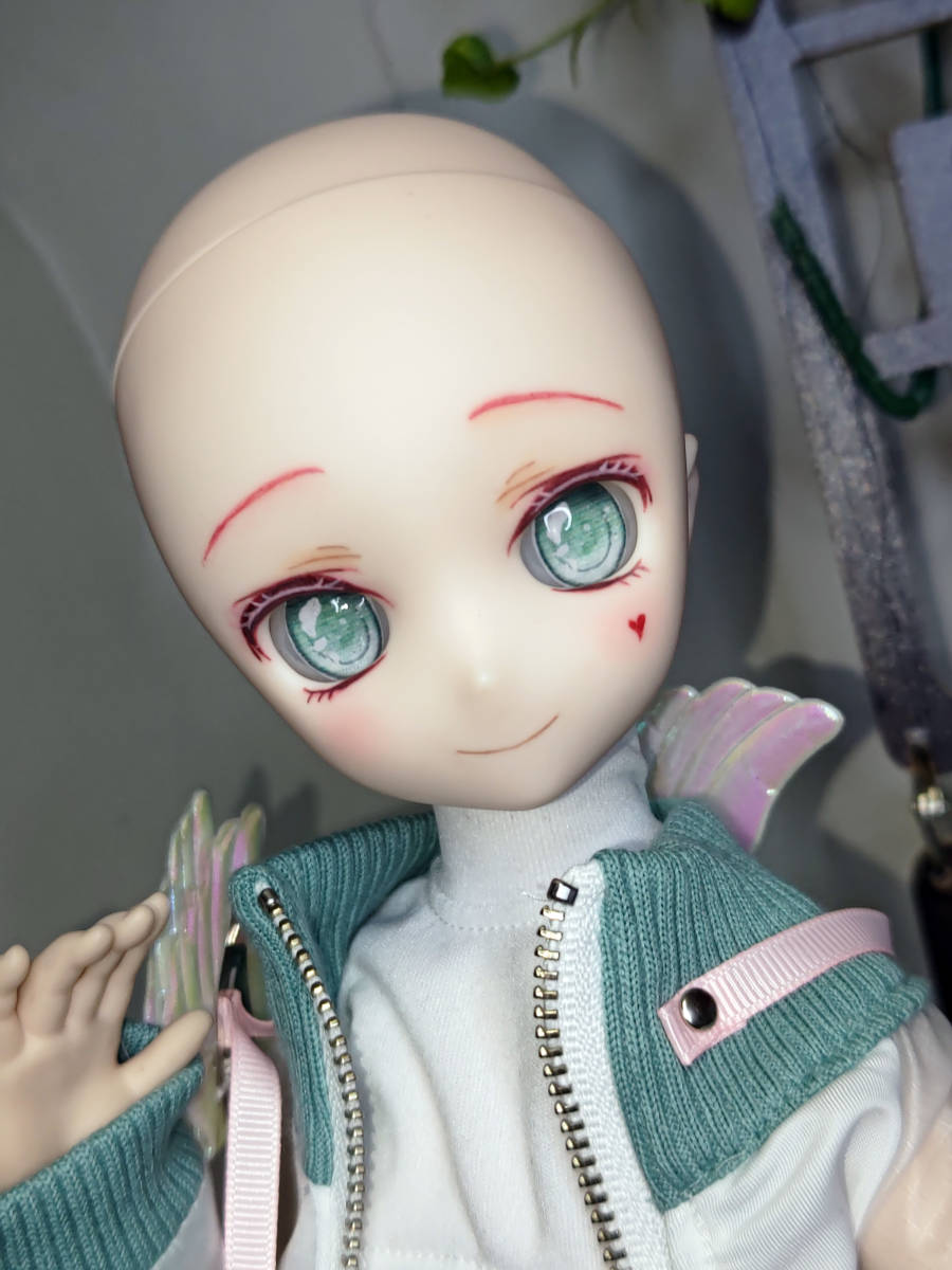 Pure Drop■DDH-28(セミホワイト肌)カスタムヘッド+自作レジンアイ＋ウィッグ■_画像8