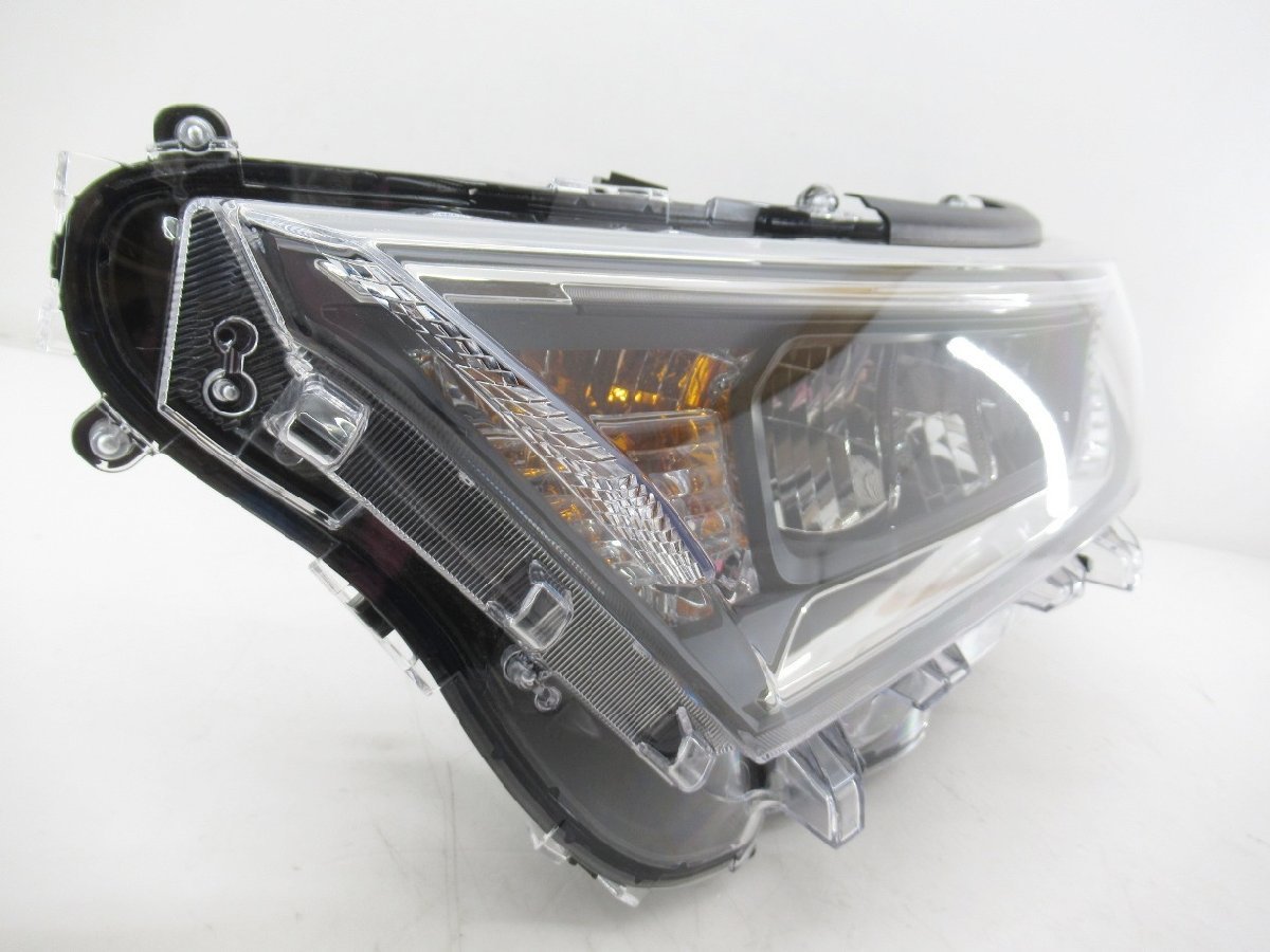 ●新車外し トヨタ RAV4 ラブ4 MXAA52 MXAA54 純正 左 ヘッドライト LED 【 STANLEY 42-87 】 刻印 A (M000B19)_画像2