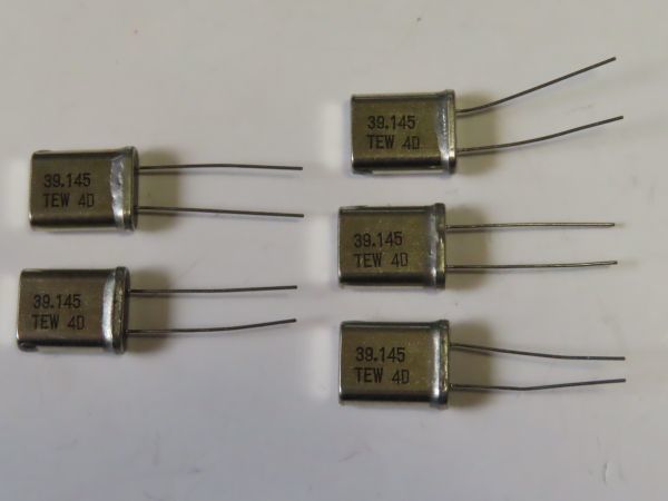 【未使用】クリスタルオシレータ 水晶発振子 39.145MHz 5個まとめて 【在庫３セット有り】_画像1