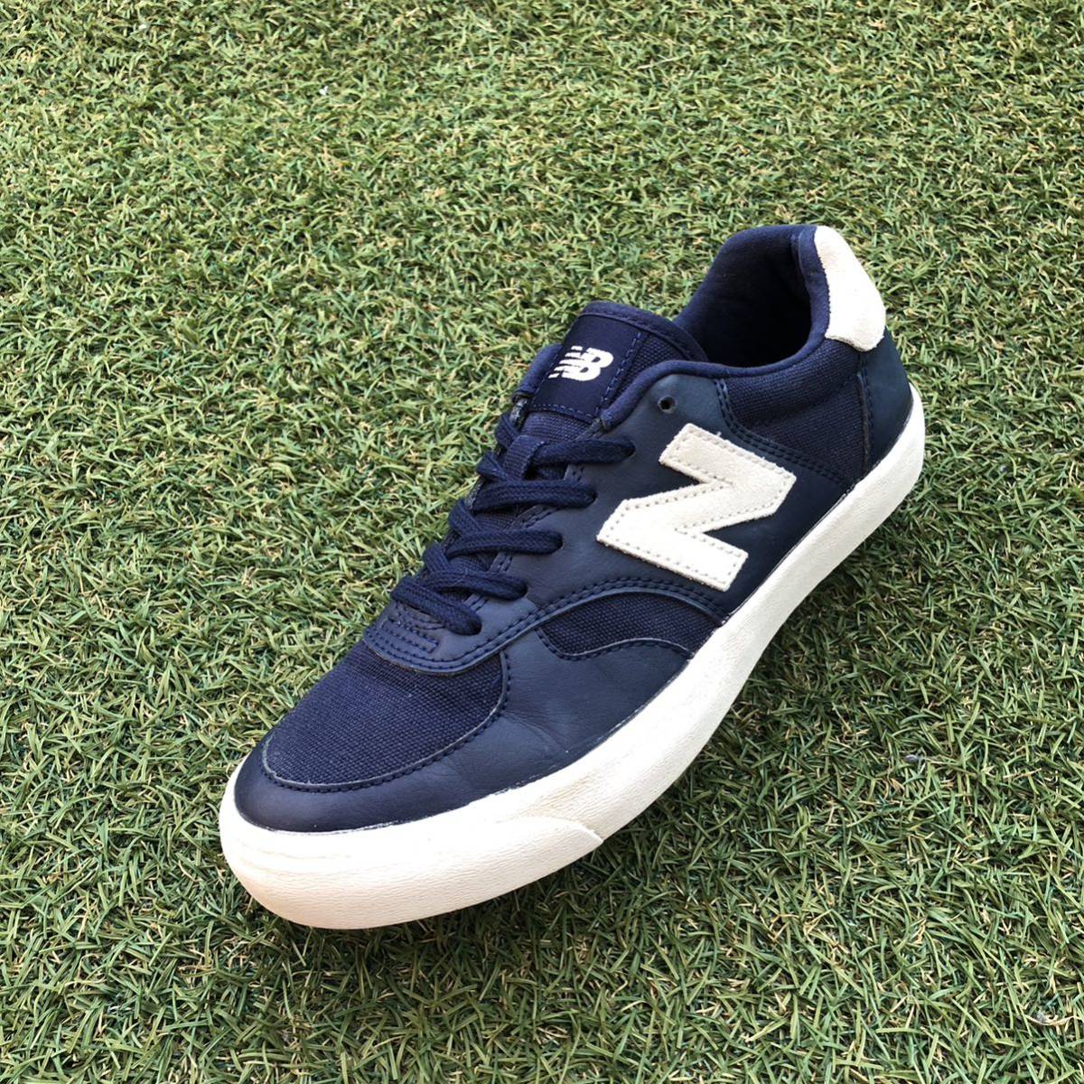 美品22.5 newbalance CRT300XD ニューバランス HW586