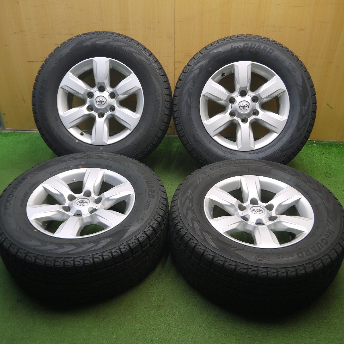 *送料無料*バリ溝 22年 綺麗 9.5分★トヨタ 150系 ランクル プラド 純正 265/65R17 スタッドレス ヨコハマ G075 PCD139.7/6H★3121803Hス_画像1