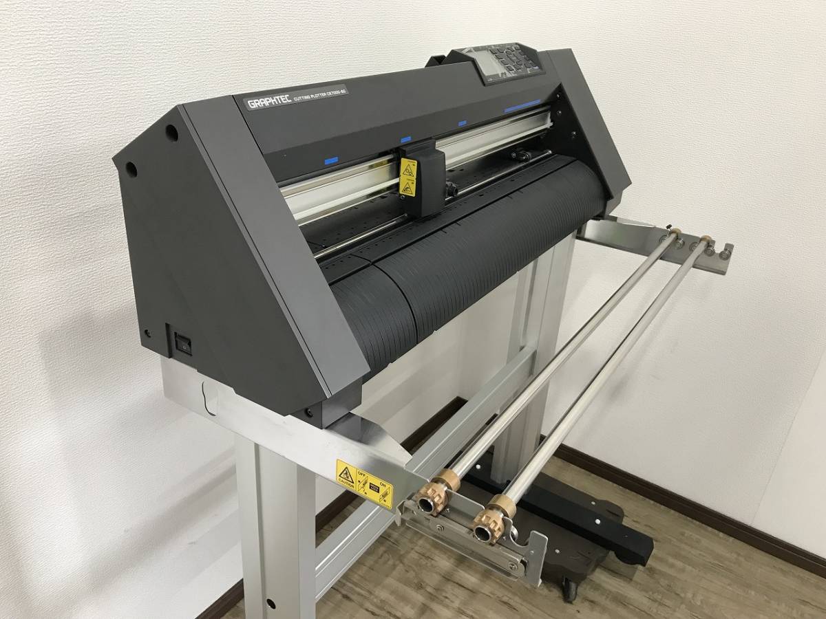 ID4262: Kanagawa prefecture Sagamihara city GRAPHTEC CE7000-60 cutting plotter graph Tec sticker protection film plotter 