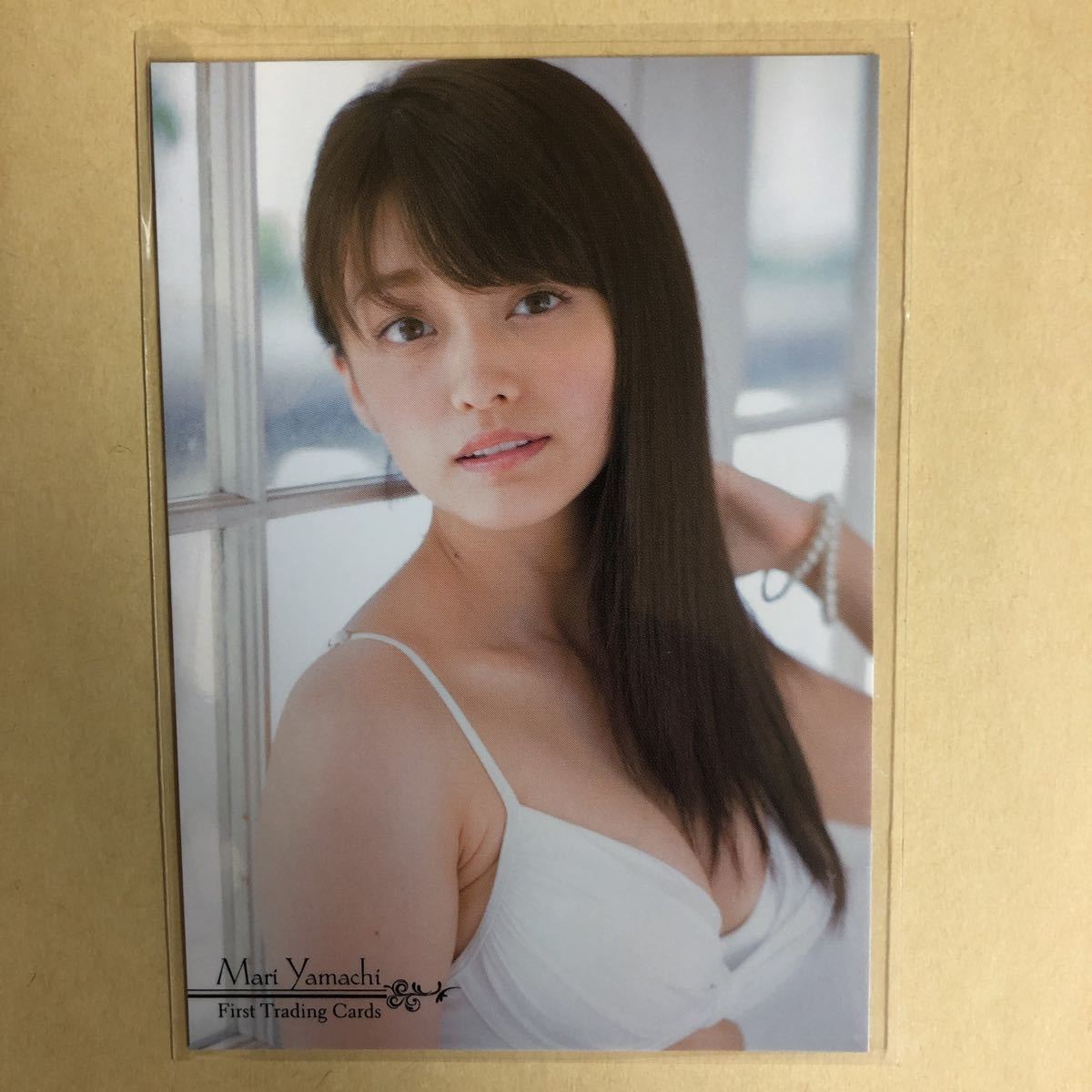 山地まり トレカ アイドル グラビア 水着 カード ビキニ 014 Mari Yamachi タレント トレーディングカード_画像1