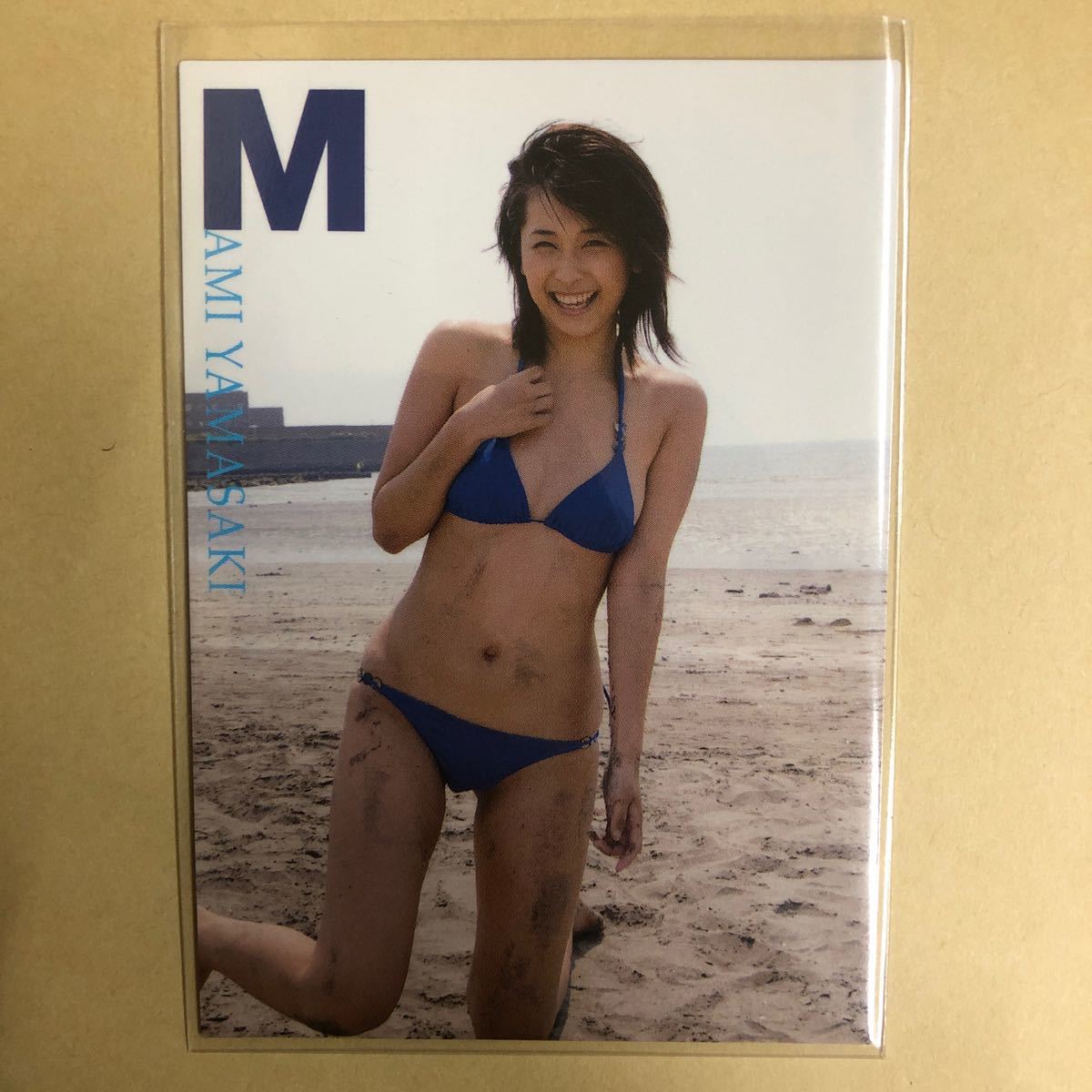 山崎真実 2006 ヒッツ トレカ アイドル グラビア カード 水着 ビキニ 069 タレント トレーディングカードの画像1