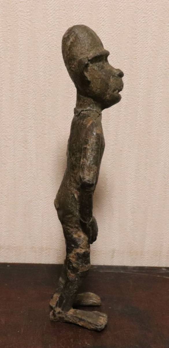とても古そうなアフリカの珍しい銅の置物 アンティーク ｎ626_画像5