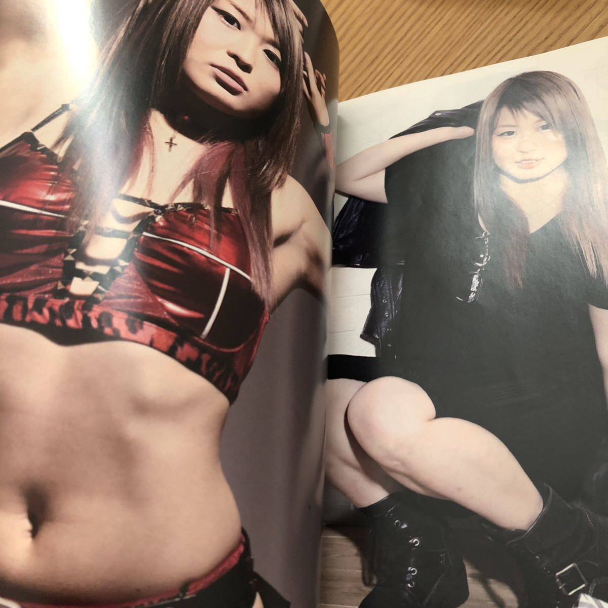 スターダム女子プロレス写真集ビギニング3岩谷麻優 紫雷イオ スターダム女子プロレス写真集ビギニング3岩谷麻優 紫雷イオ